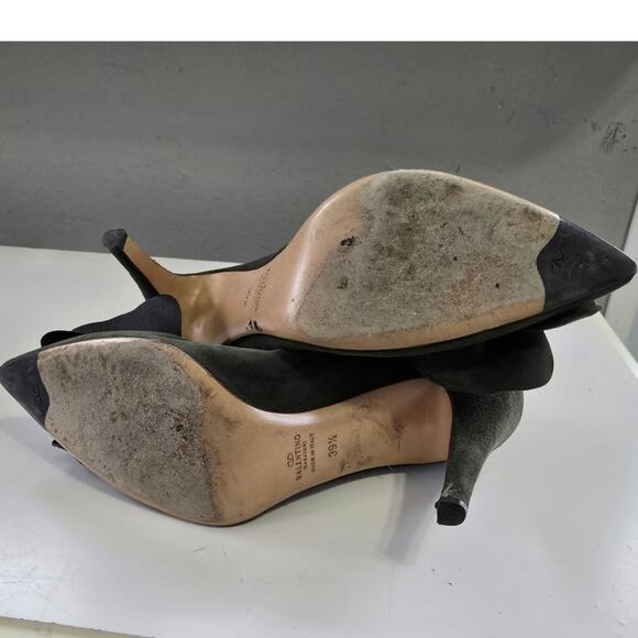 Moss Green Suede Floral Valentino pumps sz 39.5 / 8.5 - Picture 7 of 9
